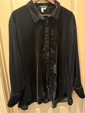 Treasure & Bond Black Velvet Button-Down Shirt
